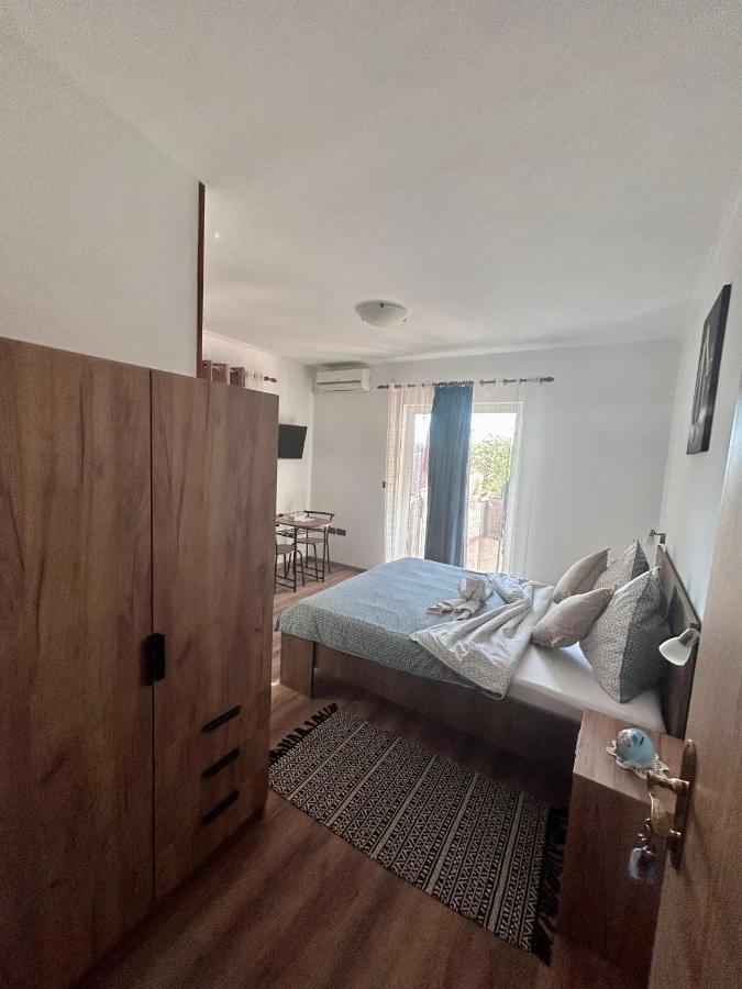 Guest House Casa Mia - Rooms & Apartments Rovinj Exterior foto